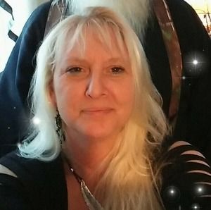 Meet your Posher, Wendy